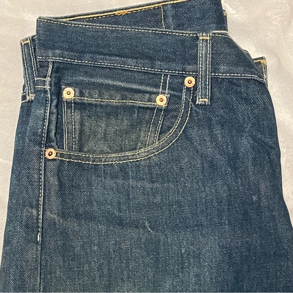 501 Levi Jeans - Picture 4 of 6